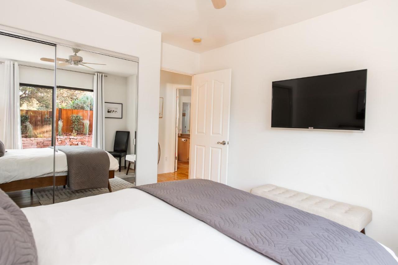 West Retreat W/ Views Of Coffee Pot Rock! Hébergement de vacances